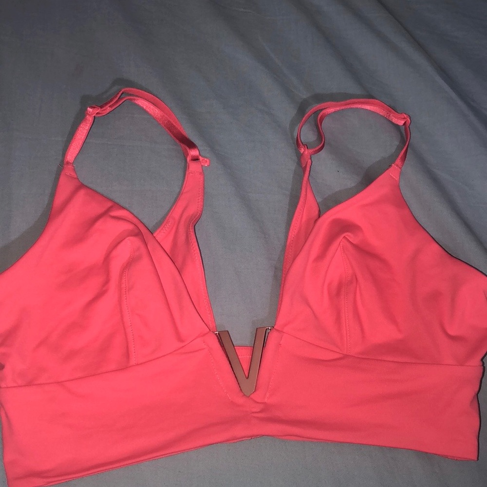 NEW! Victoria’s Secret plunge bralette (hot pink)